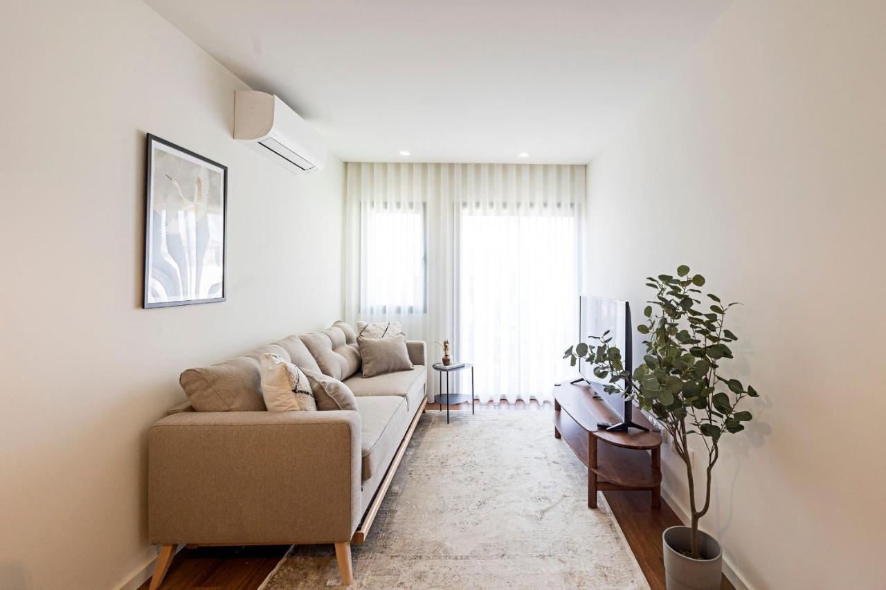 Santos Pousada 1071 By Lovelystay Porto Exterior photo