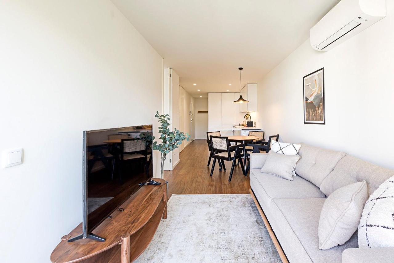 Santos Pousada 1071 By Lovelystay Porto Exterior photo