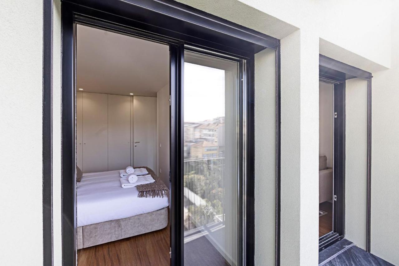 Santos Pousada 1071 By Lovelystay Porto Exterior photo