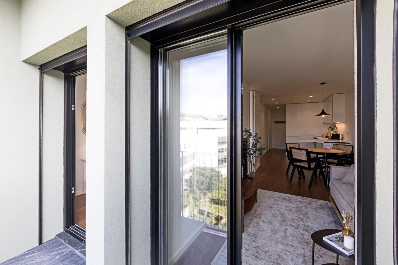 Santos Pousada 1071 By Lovelystay Porto Exterior photo