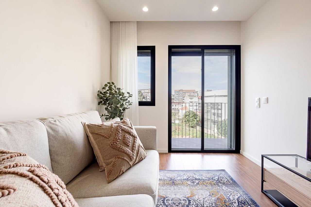 Santos Pousada 1071 By Lovelystay Porto Exterior photo