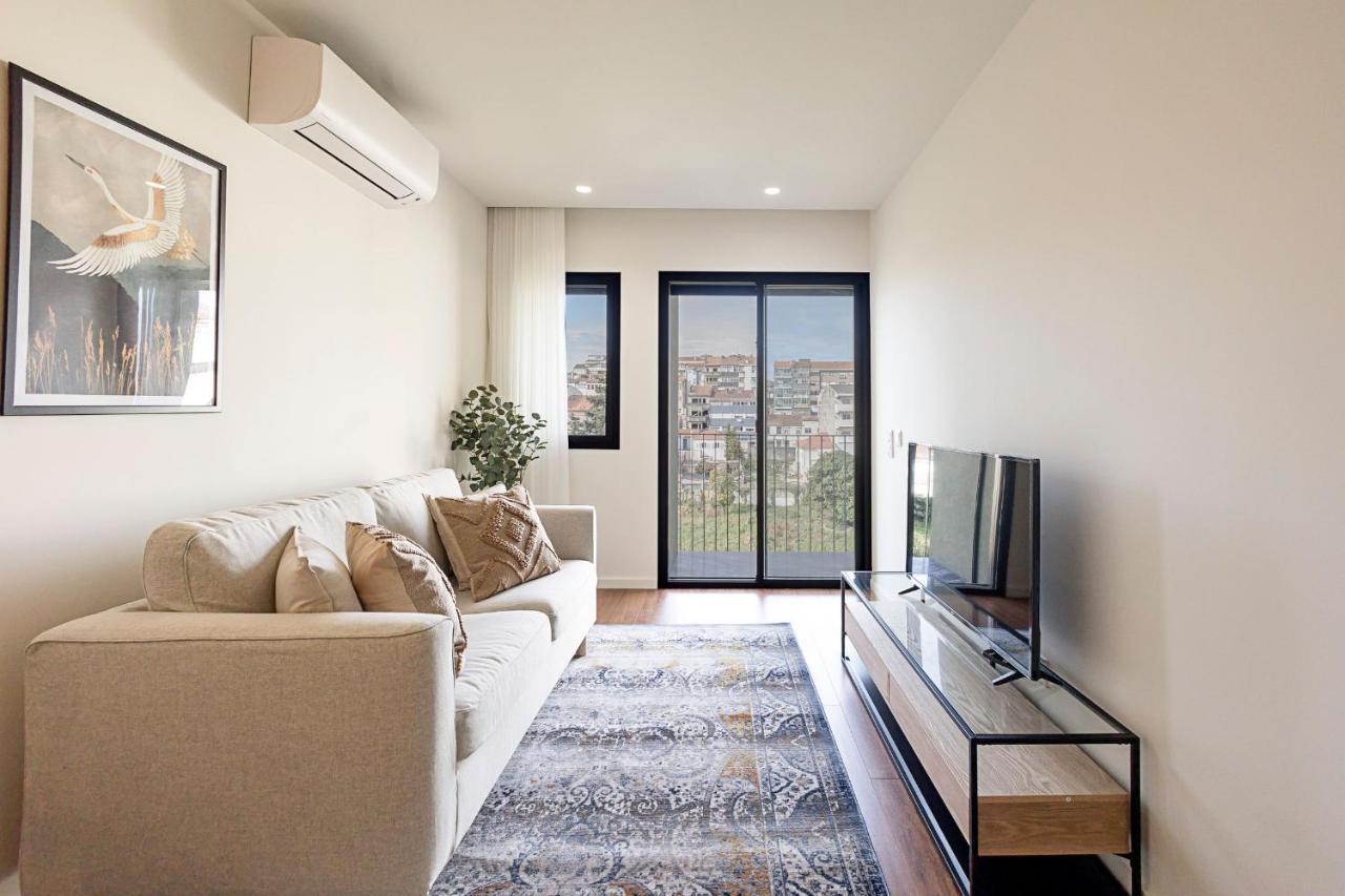 Santos Pousada 1071 By Lovelystay Porto Exterior photo