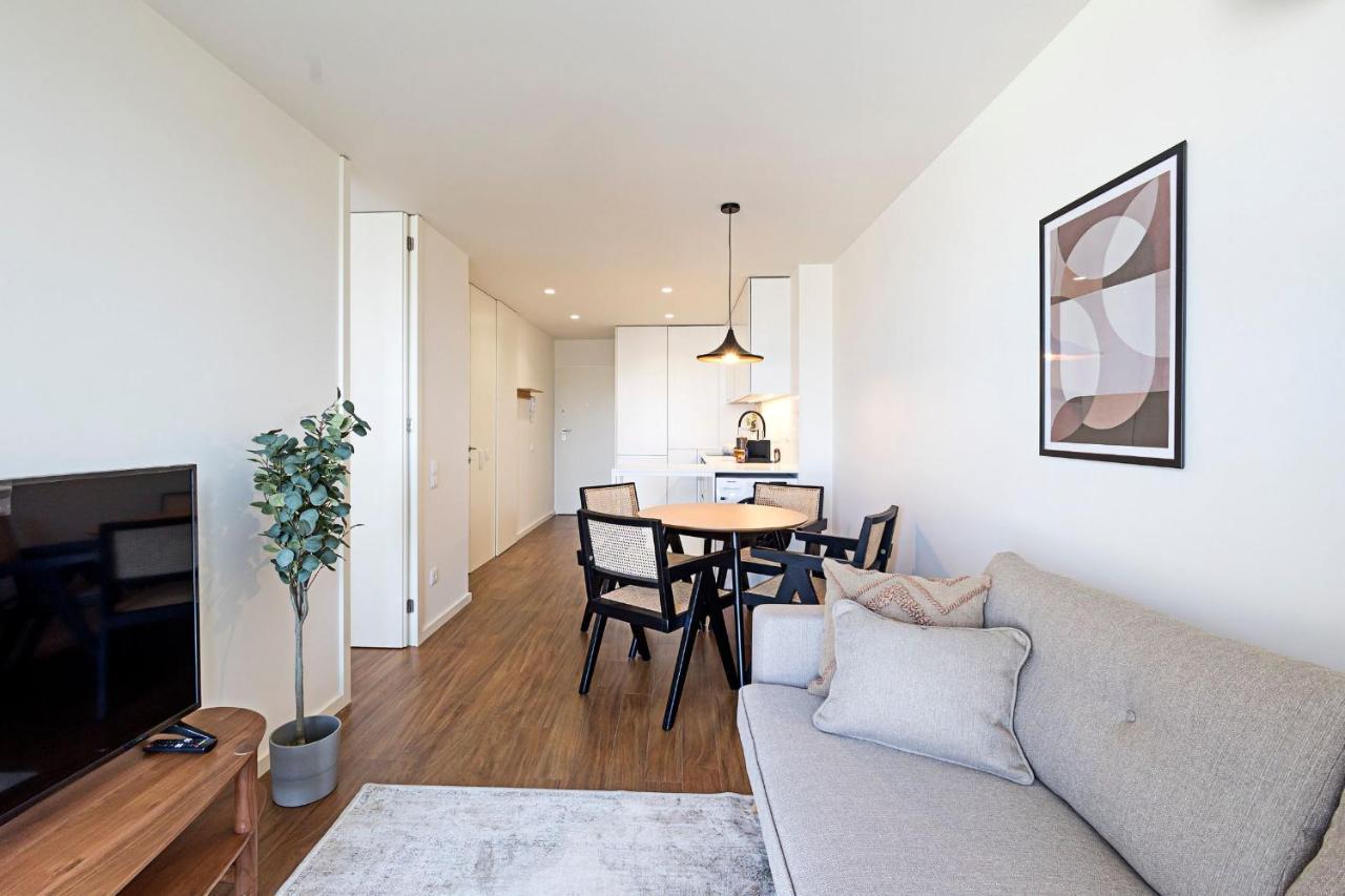 Santos Pousada 1071 By Lovelystay Porto Exterior photo